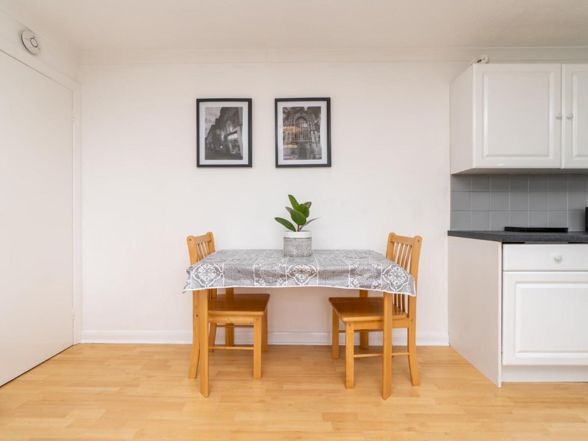 Pass The Keys One Bed Flat With Stunning Views And Free Parking Lägenhet Bath Exteriör bild