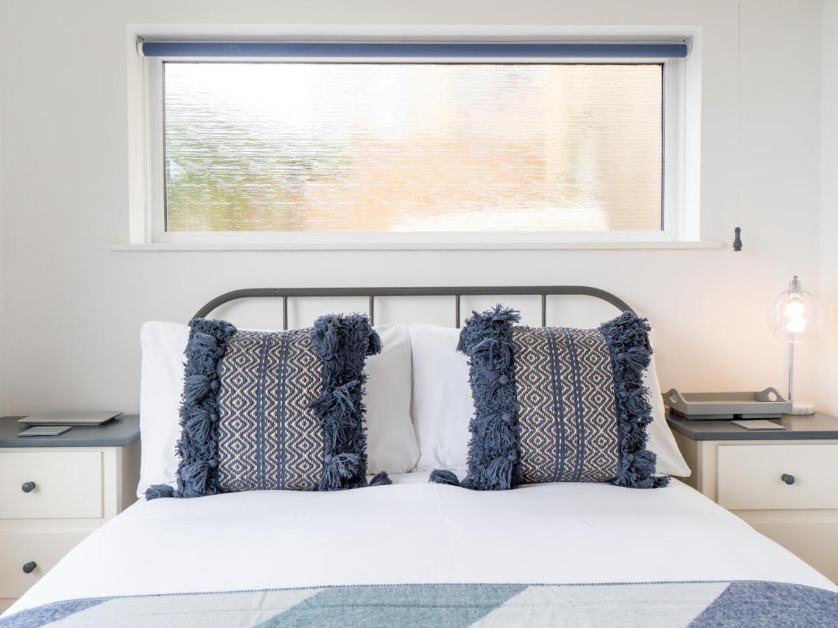 Pass The Keys One Bed Flat With Stunning Views And Free Parking Lägenhet Bath Exteriör bild